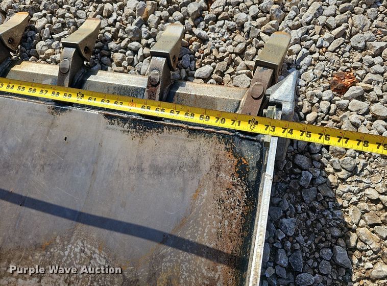 image for item EJ5731 2018 Bobcat  T595 tracked skid steer loader