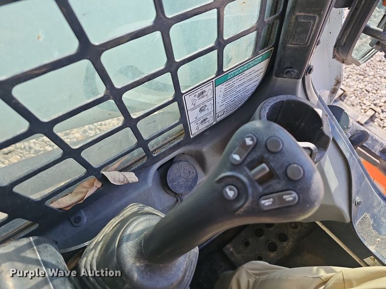 image for item EJ5731 2018 Bobcat  T595 tracked skid steer loader