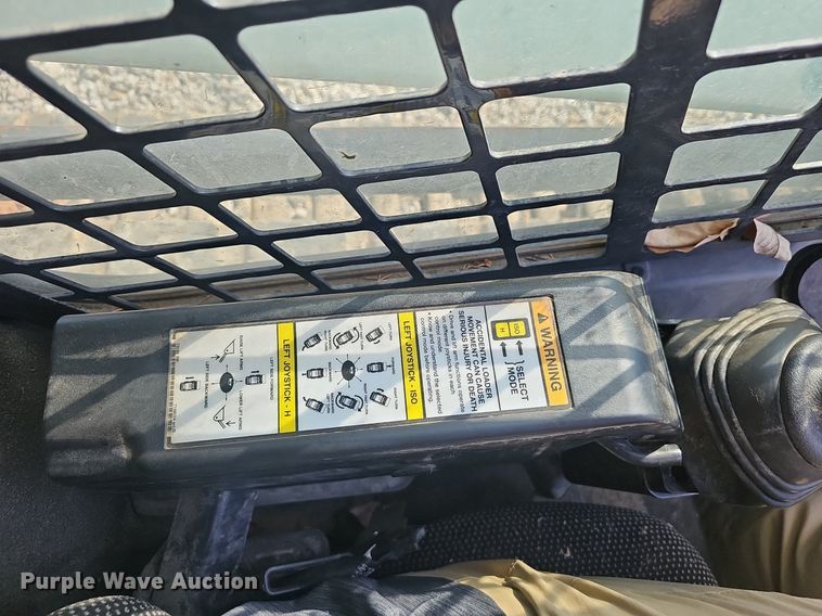 image for item EJ5731 2018 Bobcat  T595 tracked skid steer loader