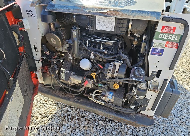 image for item EJ5731 2018 Bobcat  T595 tracked skid steer loader