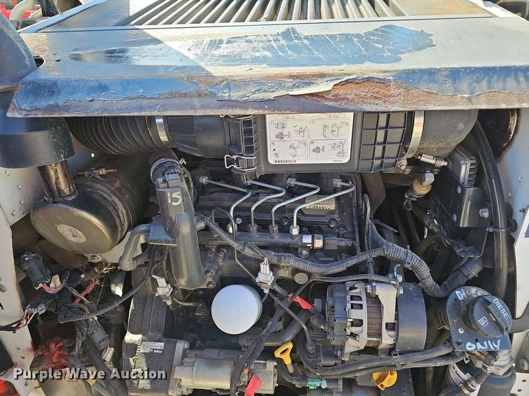 image for item EJ5731 2018 Bobcat  T595 tracked skid steer loader