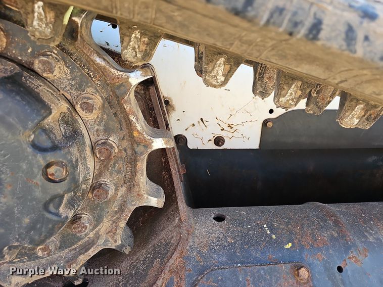 image for item EJ5731 2018 Bobcat  T595 tracked skid steer loader