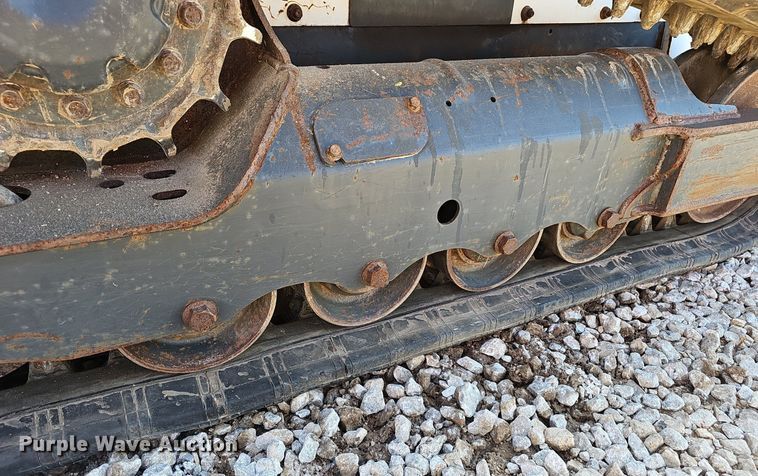 image for item EJ5731 2018 Bobcat  T595 tracked skid steer loader