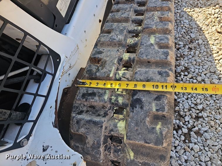 image for item EJ5731 2018 Bobcat  T595 tracked skid steer loader