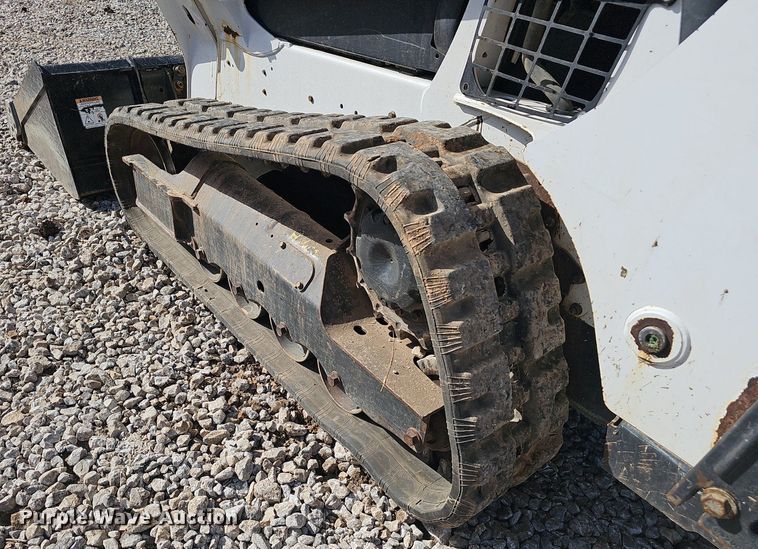 image for item EJ5731 2018 Bobcat  T595 tracked skid steer loader