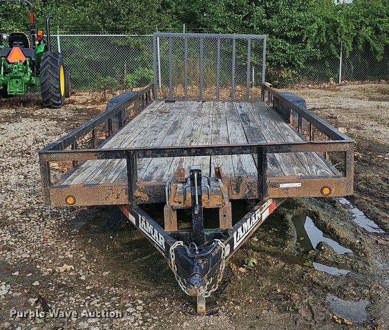 image for item EJ5732 2016 Lamar utility trailer
