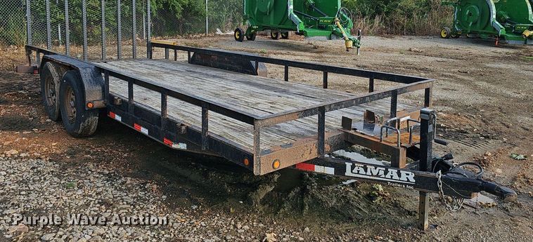 image for item EJ5732 2016 Lamar utility trailer