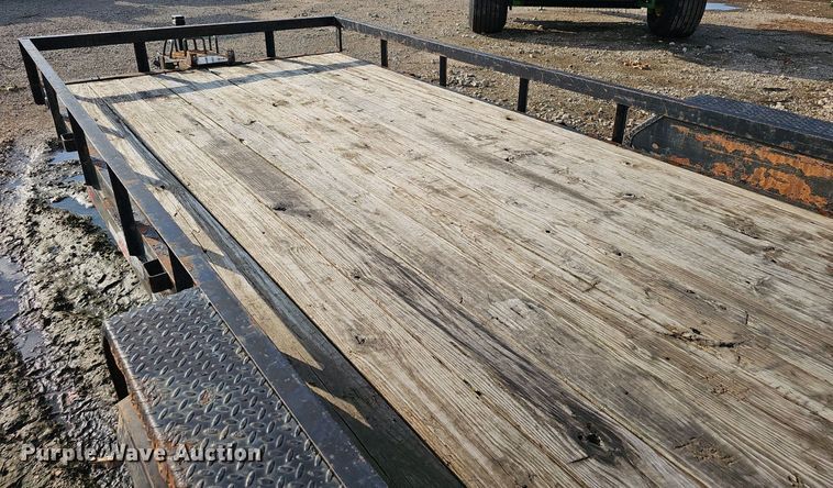 image for item EJ5732 2016 Lamar utility trailer