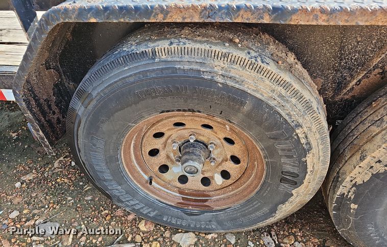 image for item EJ5732 2016 Lamar utility trailer