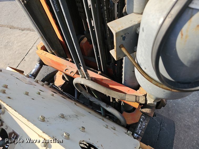 image for item EJ5733 Nissan  CHF03-A33V forklift