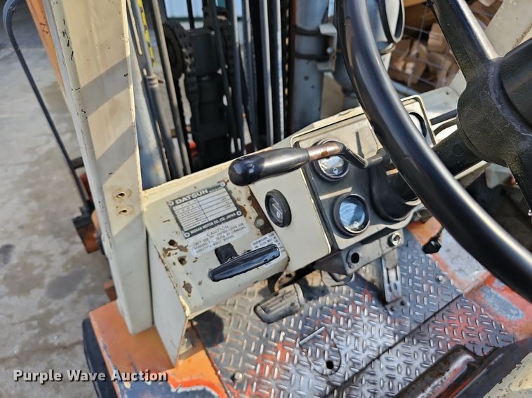 image for item EJ5733 Nissan  CHF03-A33V forklift