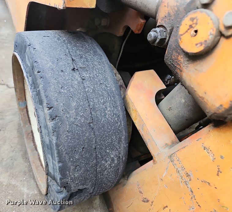 image for item EJ5733 Nissan  CHF03-A33V forklift