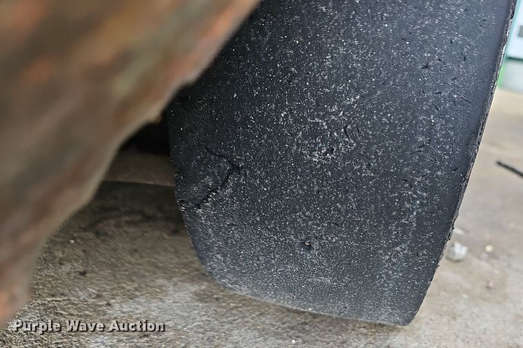 image for item EJ5733 Nissan  CHF03-A33V forklift