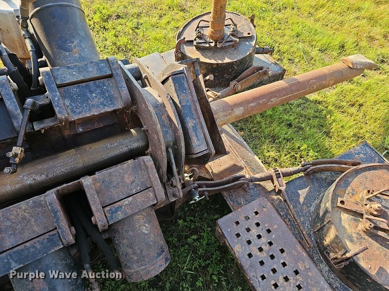 image for item EJ5738 1998 Ditch Witch JT7020 directional boring unit