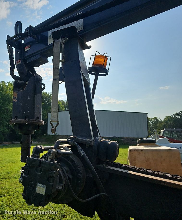 image for item EJ5738 1998 Ditch Witch JT7020 directional boring unit