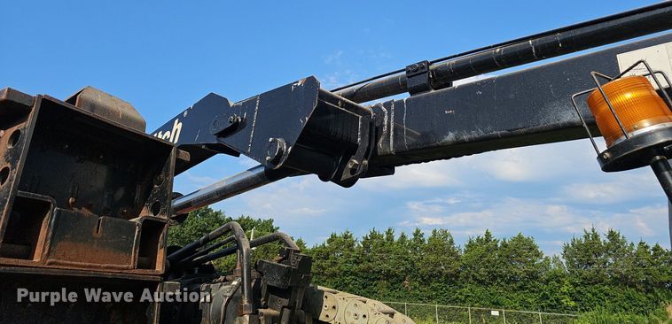 image for item EJ5738 1998 Ditch Witch JT7020 directional boring unit