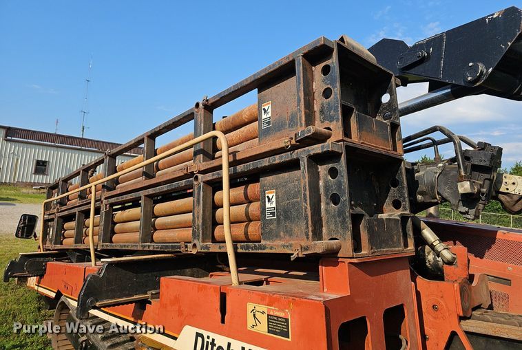 image for item EJ5738 1998 Ditch Witch JT7020 directional boring unit