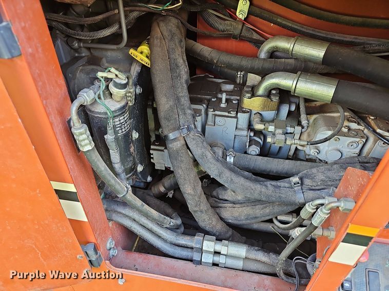 image for item EJ5738 1998 Ditch Witch JT7020 directional boring unit