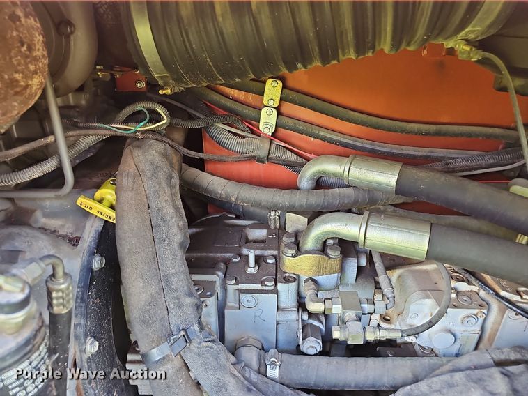 image for item EJ5738 1998 Ditch Witch JT7020 directional boring unit