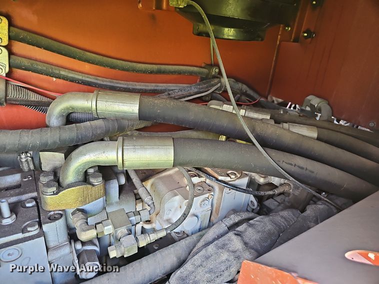 image for item EJ5738 1998 Ditch Witch JT7020 directional boring unit