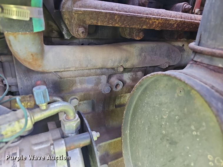 image for item EJ5738 1998 Ditch Witch JT7020 directional boring unit