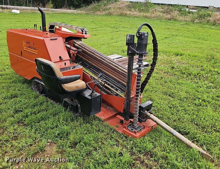 image for item EJ5741 1999 Ditch Witch  JT520 directional boring unit