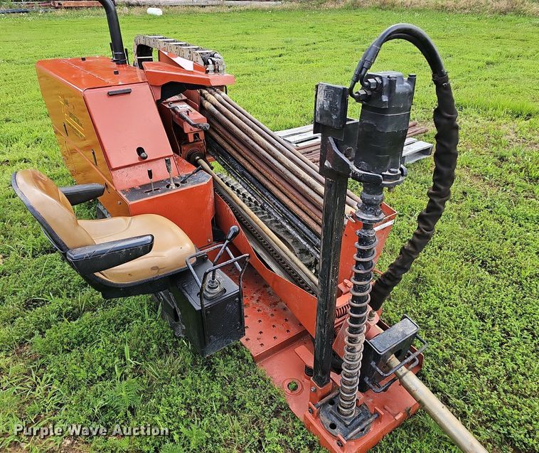 image for item EJ5741 1999 Ditch Witch  JT520 directional boring unit