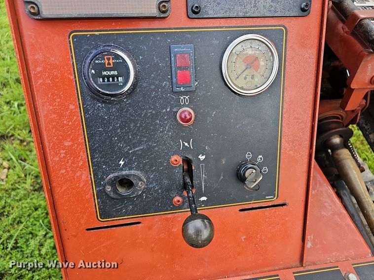 image for item EJ5741 1999 Ditch Witch  JT520 directional boring unit