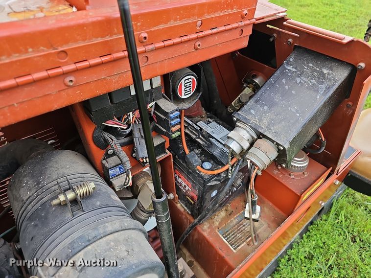 image for item EJ5741 1999 Ditch Witch  JT520 directional boring unit