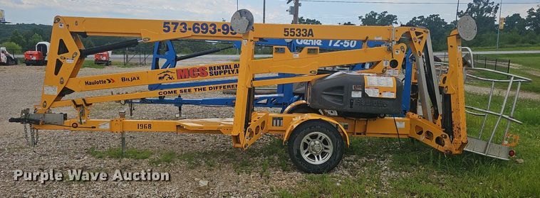 image for item EJ5742 2015 Haulotte 5533A boom lift