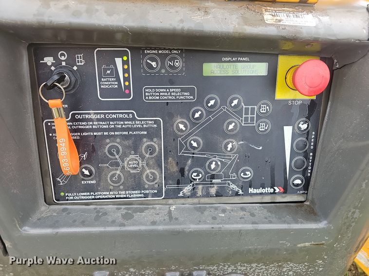 image for item EJ5742 2015 Haulotte 5533A boom lift