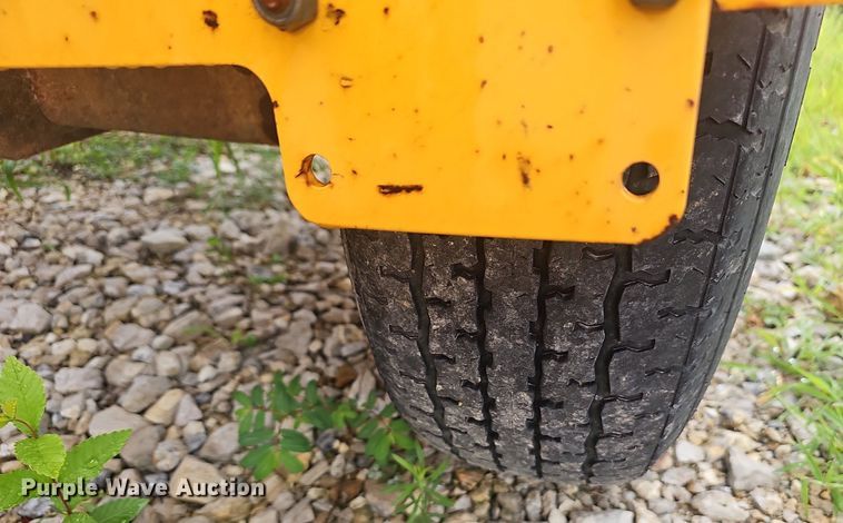 image for item EJ5742 2015 Haulotte 5533A boom lift