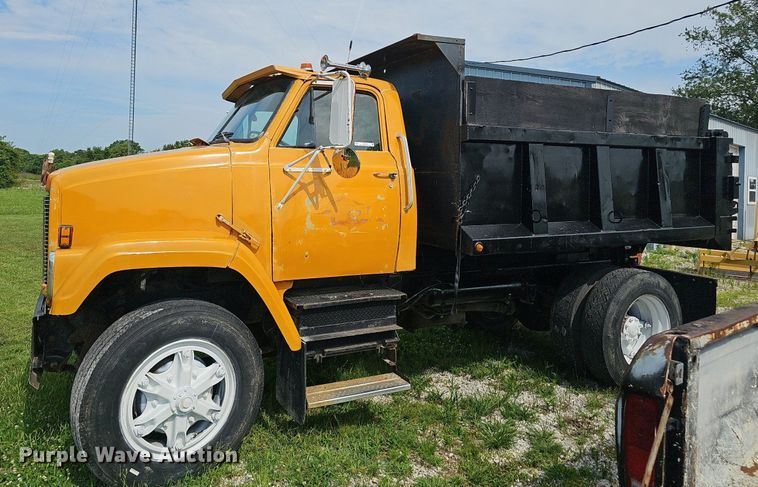 image for item EJ5748 1985 GMC Brigader  dump truck