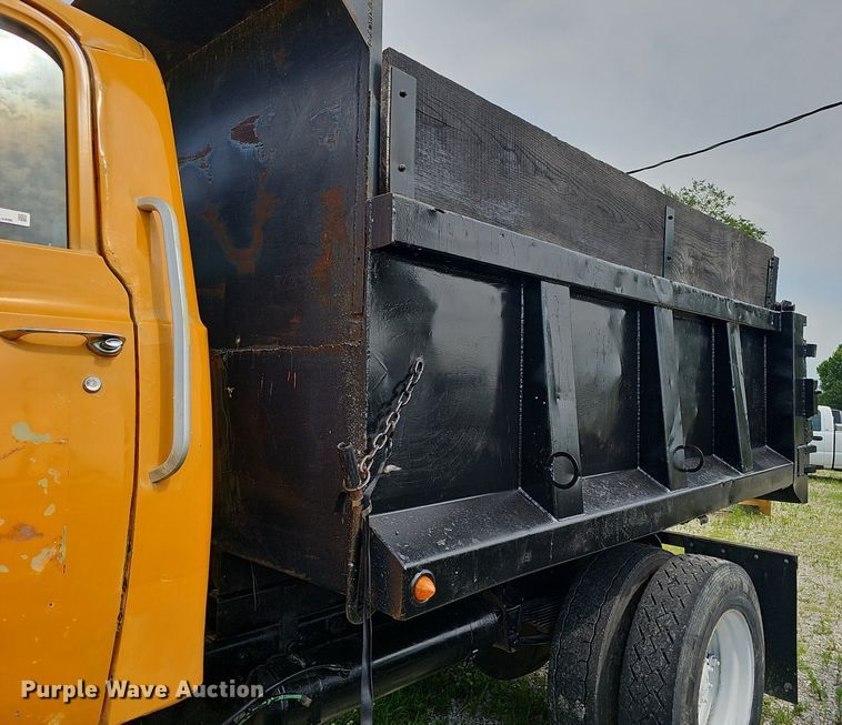 image for item EJ5748 1985 GMC Brigader  dump truck