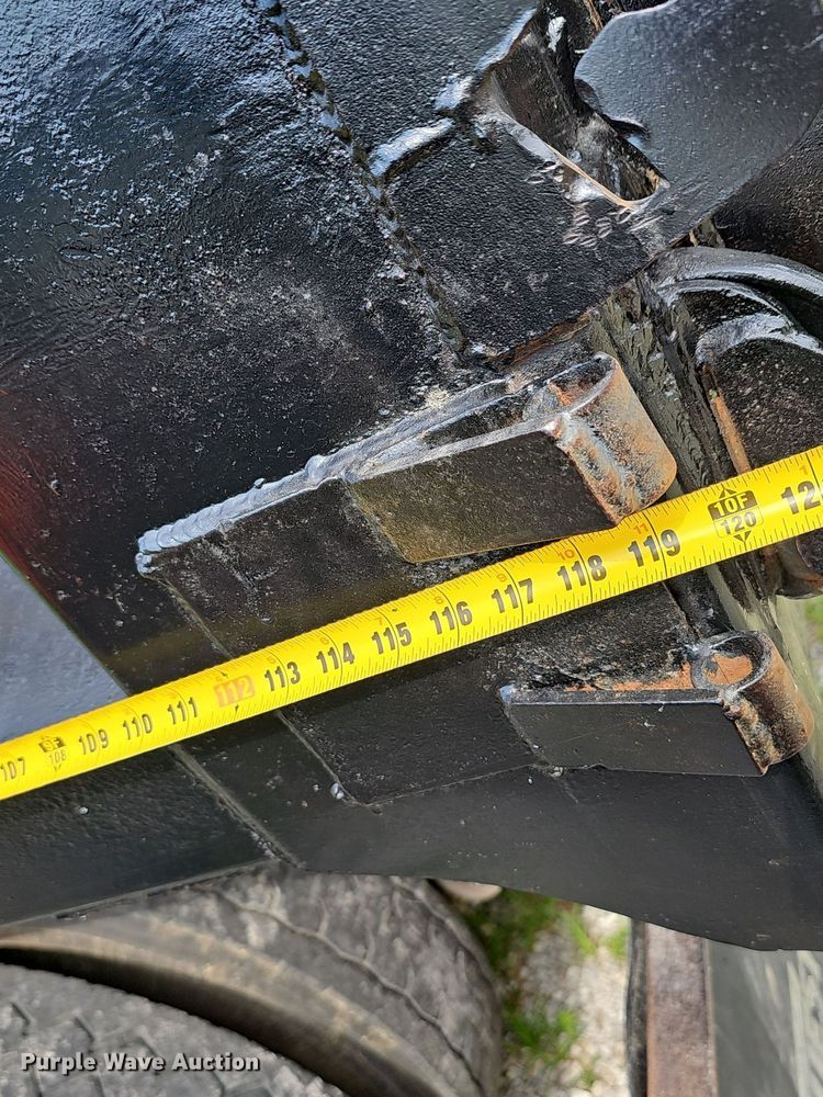 image for item EJ5748 1985 GMC Brigader  dump truck