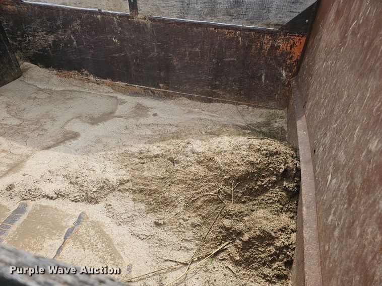 image for item EJ5748 1985 GMC Brigader  dump truck