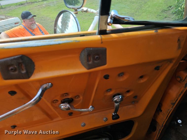 image for item EJ5748 1985 GMC Brigader  dump truck