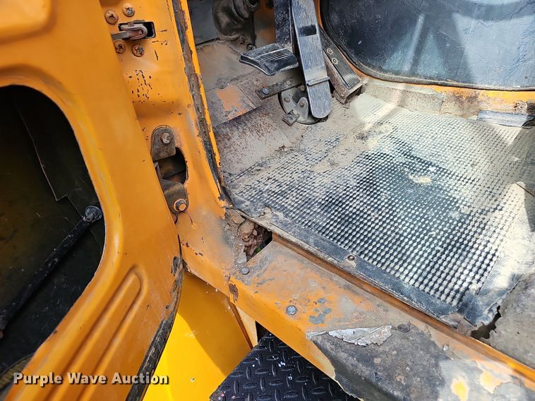 image for item EJ5748 1985 GMC Brigader  dump truck