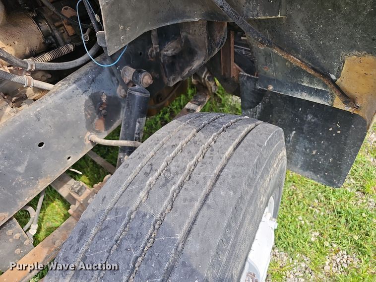 image for item EJ5748 1985 GMC Brigader  dump truck