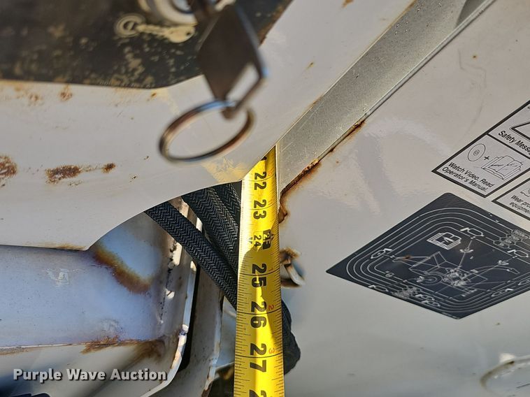 image for item EJ5753 2014 Vermeer BC1000XL  wood chipper