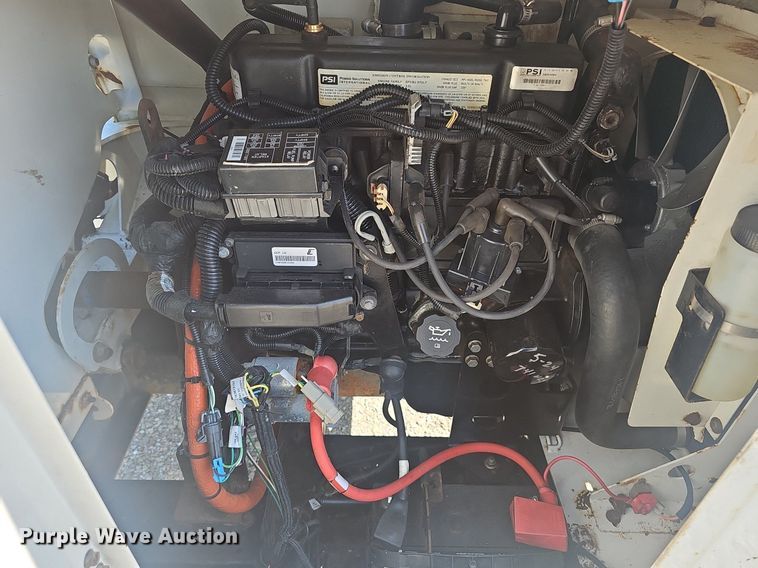 image for item EJ5753 2014 Vermeer BC1000XL  wood chipper