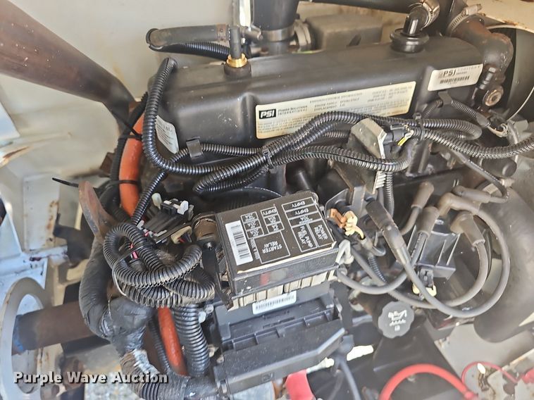 image for item EJ5753 2014 Vermeer BC1000XL  wood chipper