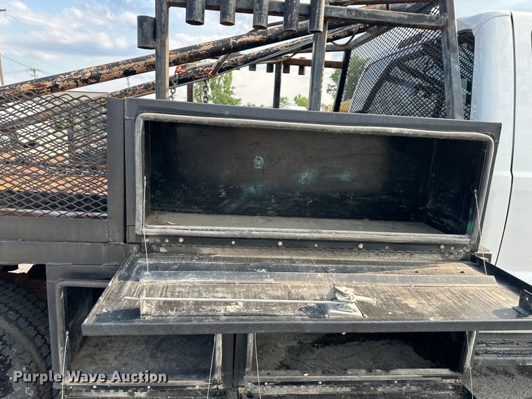 image for item EJ6364 2008 Ford F550 Super Duty XL winch truck