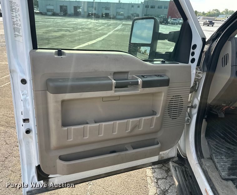 image for item EJ6364 2008 Ford F550 Super Duty XL winch truck