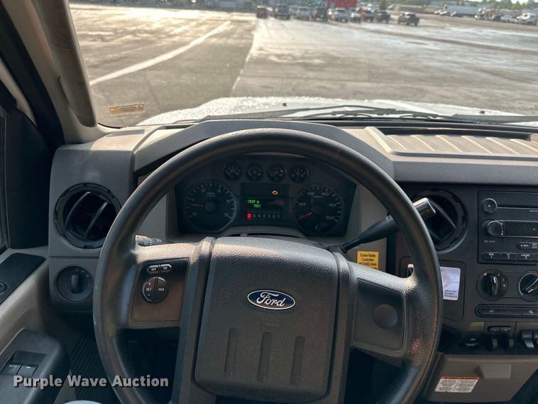 image for item EJ6364 2008 Ford F550 Super Duty XL winch truck