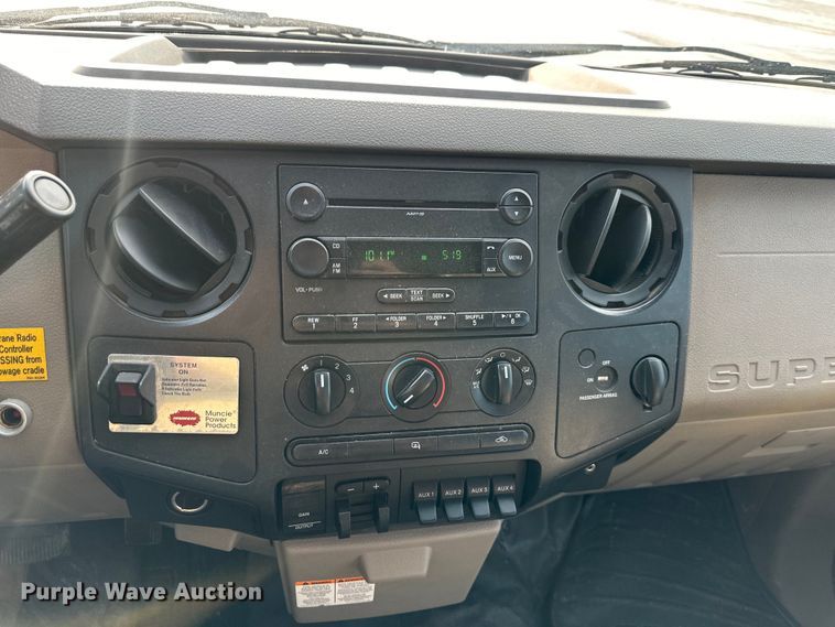 image for item EJ6364 2008 Ford F550 Super Duty XL winch truck