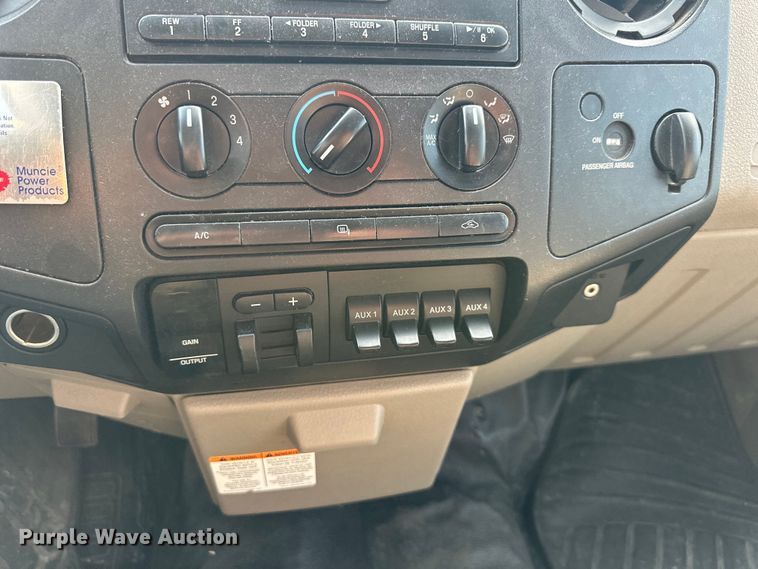 image for item EJ6364 2008 Ford F550 Super Duty XL winch truck