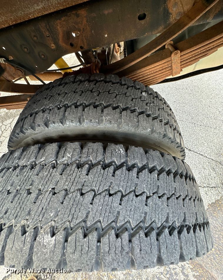 image for item EJ6364 2008 Ford F550 Super Duty XL winch truck