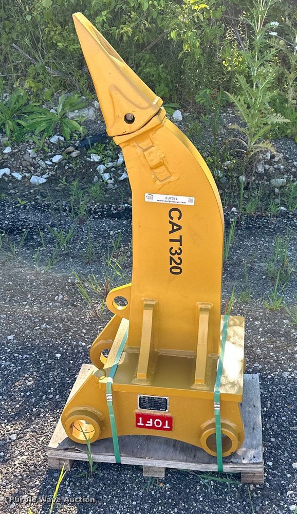 image for item EJ7044 Toft  excavator ripper tooth 