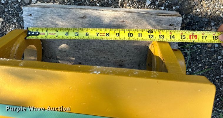 image for item EJ7044 Toft  excavator ripper tooth 